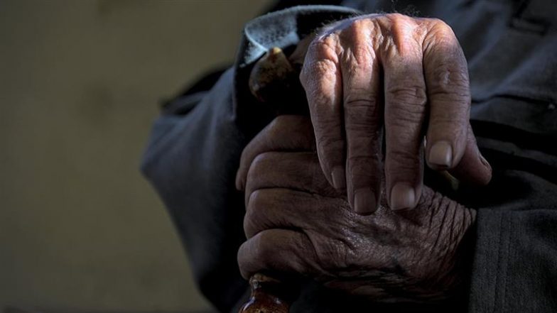 Noida Old Age Home Sealed; एक बुजुर्ग महिला बंधी बाकि बुजुर्गों को बंद कमरों में रखा जाता था,कई महिला बुजुर्गों के शरीर पर भी आधे अधूरे कपड़े थे