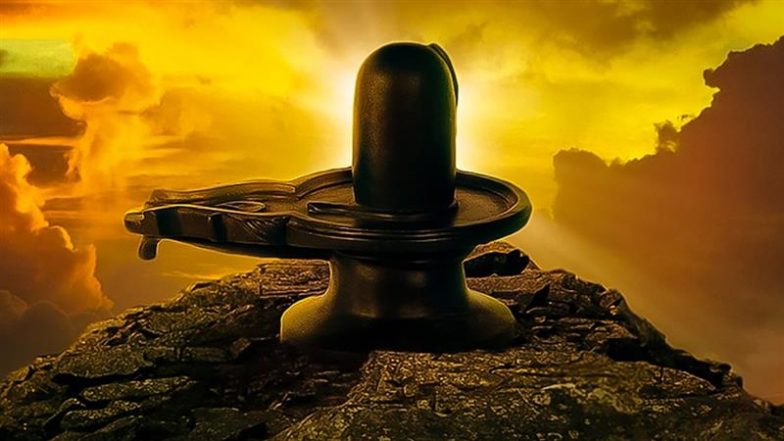 नदी की धारा के मध्य जहां एक साथ हजारों शिवलिंग मौजूद, पानी का स्तर कम होते ही देते हैं महादेव भक्तों को दर्शन