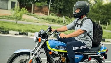 MS Dhoni Spotted Riding Bike: आईपीएल के बाद रांची लौटते ही बाइक से सड़क पर निकले एमएस धोनी, देखें तस्वीरें