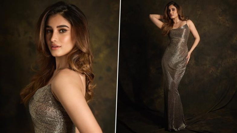सिल्वर गाउन में Rasha Thadani ने ढाया कहर, फैंस बोले - ‘कितनी प्यारी लग रही हो’ (View Pics)