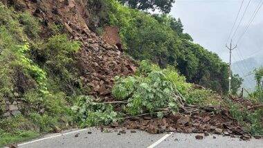 Uttarakhand Weather Update: उत्तराखंड में बारिश का कहर जारी! चार धाम यात्रा से बैन हटा, लेकिन रेड अलर्ट अब भी बरकरार (Watch Video)
