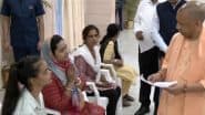 CM Yogi Adityanath Holds Janta Darshan: यूपी के सीएम योगी आदित्यनाथ ने लखनऊ में जनता दर्शन के दौरान लोगों से की मुलाक़ात, सुनीं शिकायतें
