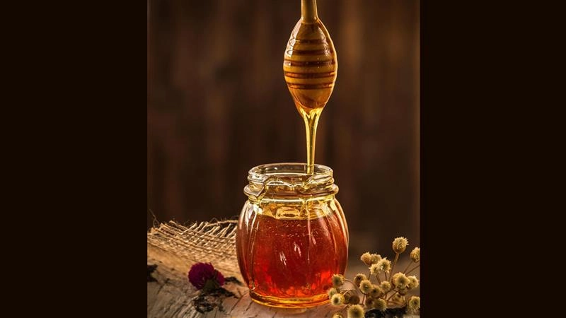 क्या डायबिटीज में गुड़ और शहद लेना है सुरक्षित? जानिए आयुर्वेद क्या कहता है