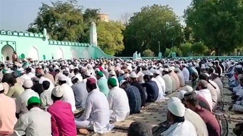 Rajasthan: भिवाड़ी में ईद उल अजहा का जश्न मनाते दिखे लोग, मस्जिदों में अमन और खुशहाली की मांगी जा रही दुआ