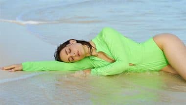 Elli AvrRam Bold Beach Look: ग्रीन स्विमसूट में एली अवराम ने बढ़ाया इंटरनेट का तापमान, लेटेस्ट फोटो देख फैंस बोले ‘Hotness Overload’ (View Pic) Elli AvrRam Bold Beach Look: ग्रीन स्विमसूट में एली अवराम ने बढ़ाया इंटरनेट का तापमान, लेटेस्ट फोटो देख फैंस बोले ‘Hotness Overload’ (View Pic)