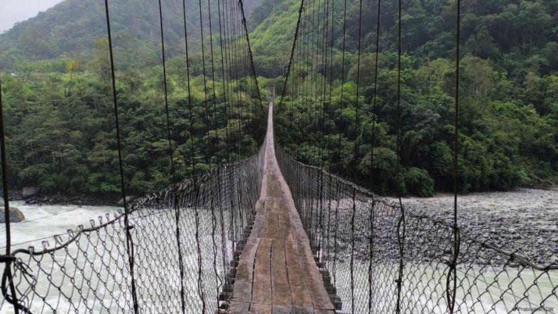 चीनी सीमा के पास भारत के बांध बनाने का विरोध क्यों?