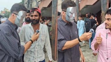 VIDEO: मास्क पहनकर खुद बांद्रा थिएटर पहुंचे अक्षय कुमार, फैंस से जाना हाउसफुल 5 पर क्या है उनका रिएक्शन