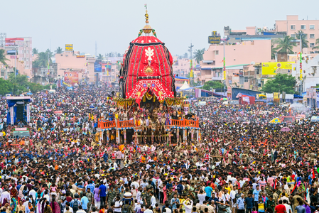 Puri Rath Yatra Stampede Update: पूरी रथयात्रा भगदड़ मामले में ओडिशा सरकार की बड़ी कार्रवाई, दो अधिकारी निलंबित; जिले के DM और SP का तबादला