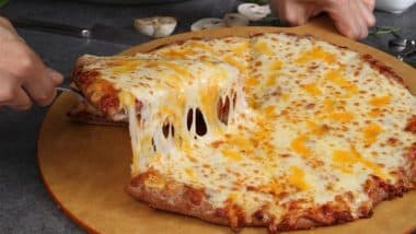 क्या आप भी खाते हैं बहुत ज्यादा Cheese? बढ़ सकता है Colon Cancer का खतरा; नई रिसर्च में खुलासा क्या आप भी खाते हैं बहुत ज्यादा Cheese? बढ़ सकता है Colon Cancer का खतरा; नई रिसर्च में खुलासा