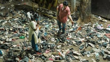 Bengaluru Stampede: RCB और कर्नाटक क्रिकेट बोर्ड पर FIR दर्ज, बेंगलुरु भगदड़ मौत मामले में लापरवाही का आरोप Bengaluru Stampede: RCB और कर्नाटक क्रिकेट बोर्ड पर FIR दर्ज, बेंगलुरु भगदड़ मौत मामले में लापरवाही का आरोप