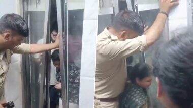 VIDEO: ग्रेटर नोएडा में एक ही परिवार के 6 सदस्य लिफ्ट में फंसे, करीब 45 मिनट बाद पुलिस की मदद से किया गया रेस्क्यू