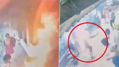VIDEO: बार-बार "यौन संबंध बनाने" की मांग कर रहा था HOD, छात्रा ने खुद को कर दिया आग के हवाले; उड़ीसा के बालासोर की घटना