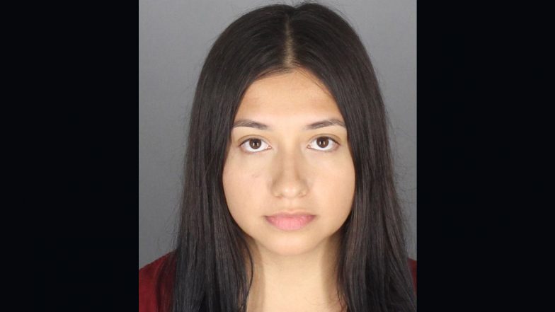 Sex With Student: मिशिगन में स्कूल की टीचर ने 16 वर्षीय छात्र के साथ किया सेक्स, सहकर्मी को बताने के बाद हुआ खुलासा