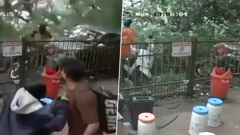 VIDEO: बेंगलुरु में भारी बारिश के बीच काल बनकर टूटा गुलमोहर का पेड़, बुरी तरह फंसा ऑटो ड्राइवर; बाल-बाल बची जान