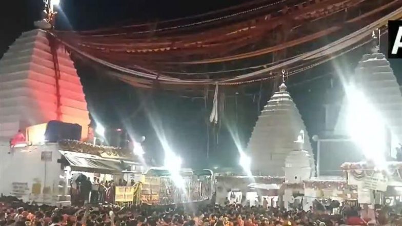 Sawan Ka Dusra Somwar: 'बाबा धाम' में भक्तों की 10 किमी लंबी कतार, 3 लाख श्रद्धालु करेंगे जलार्पण