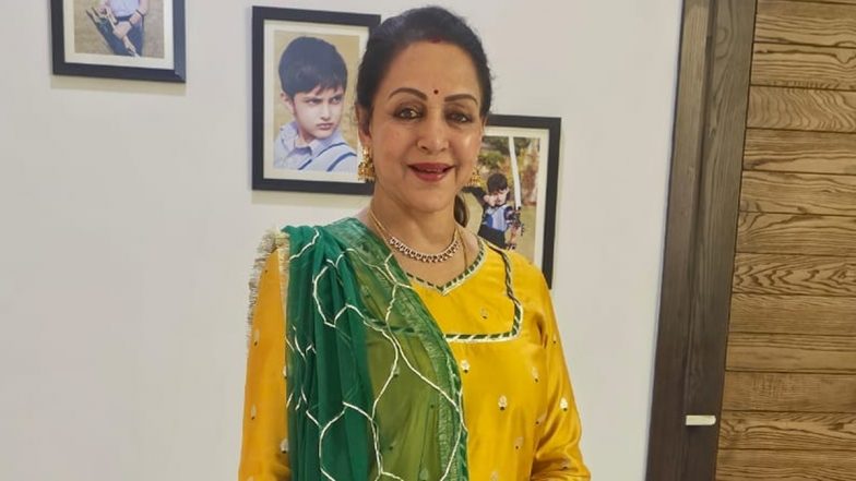 Hema Malini's Statement: सांसद हेमा मालिनी का विवादित बयान.. बांके बिहारी कॉरिडोर जरुर बनेगा, जो लोग विरोध कर रहे है, उन्हें कई और जाकर बसने के लिए बोलना पड़ेगा;VIDEO