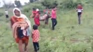 Sidhi Shocker: मध्य प्रदेश में विकास की खुली पोल! सड़क नहीं होने की वजह से गर्भवती महिला को खाट से पहुंचाया गया एम्बुलेंस तक, सीधी जिले का वीडियो आया सामने; VIDEO