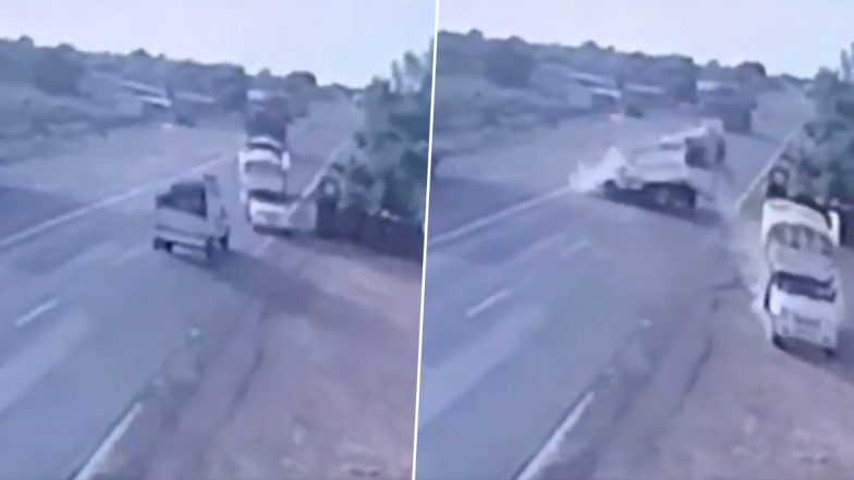 Pandharpur Road Accident: पंढरपुर में भीषण सड़क हादसा! मिनी ट्रक और पिकअप वैन में हुई आमने सामने टक्कर, 8 लोग घायल;VIDEO