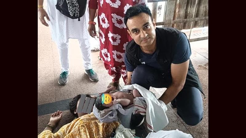 सेना प्रमुख ने रेलवे स्टेशन पर महिला का प्रसव कराने वाले सैन्य अधिकारी की प्रशंसा की