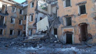 Nalasopara Building Collapse: मुंबई से सटे नालासोपारा के अलकापुरी में 4 मंजिला इमारत गिरी, स्ट्रक्चरल पिलर से छेड़छाड़ बनी वजह