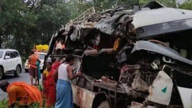 Deoghar Bus Accident: झारखंड के देवघर में भीषण सड़क हादसा, कांवड़ यात्रियों से भरी बस की ट्रक से टक्कर, 18 की मौत, कई घायल; VIDEO Deoghar Bus Accident: झारखंड के देवघर में भीषण सड़क हादसा, कांवड़ यात्रियों से भरी बस की ट्रक से टक्कर, 18 की मौत, कई घायल; VIDEO
