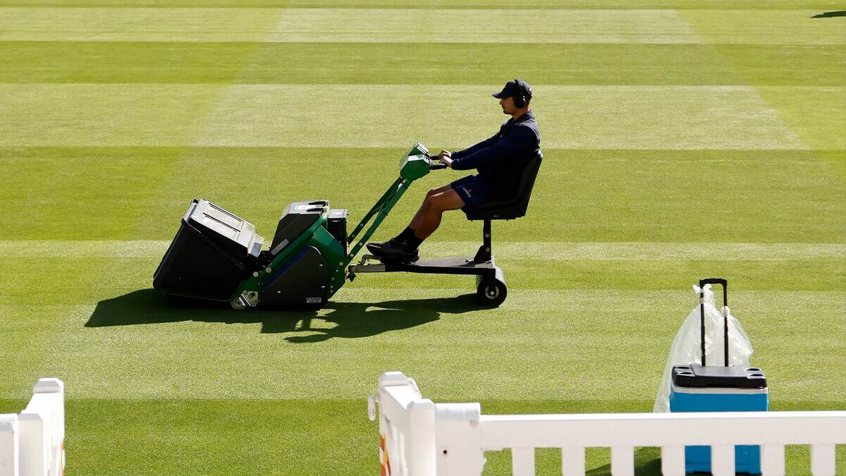 IND vs ENG 3rd Test 2025: भारत बनाम इंग्लैंड तीसरे मैच से दो दिन पहले लॉर्ड्स की पिच की पहली झलक आई सामने, देखें तस्वीर