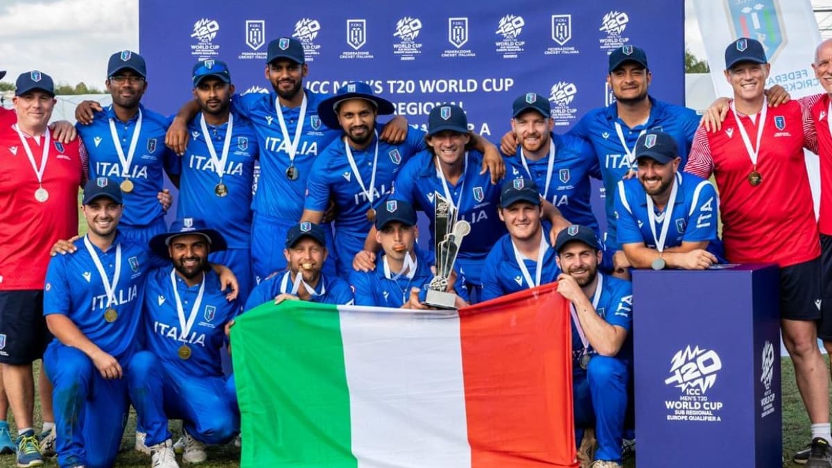 Italy Cricket Team Qualify for ICC T20 World Cup 2026: इटली क्रिकेट टीम ने पहली बार T20 वर्ल्ड कप के लिए किया क्वालीफाई, जानिए कौन हैं जो बर्न्स की अगुवाई में इतिहास रचने वाली इटली के खिलाड़ी
