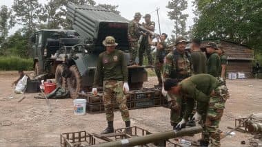 Thailand–Cambodia Border Conflict: थाईलैंड और कंबोडिया के बीच सशस्त्र संघर्ष चौथे दिन में 80,000 कंबोडियाई ग्रामीणों ने छोड़ा घर, स्कूल बंद
