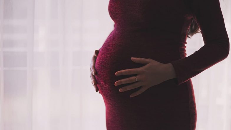 क्या रोबोट से जन्म ले सकता है बच्चा? चीन की कंपनी का चौंकाने वाला दावा