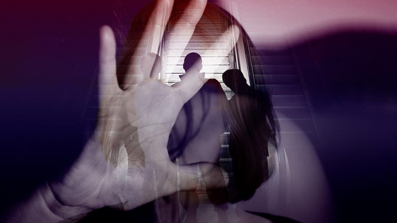 Mumbai Shocker: फर्जी प्रोफाइल से महिला को फंसाया, अश्लील वीडियो बनाकर करने लगा ब्लैकमेल, मुंबई में मामला दर्ज