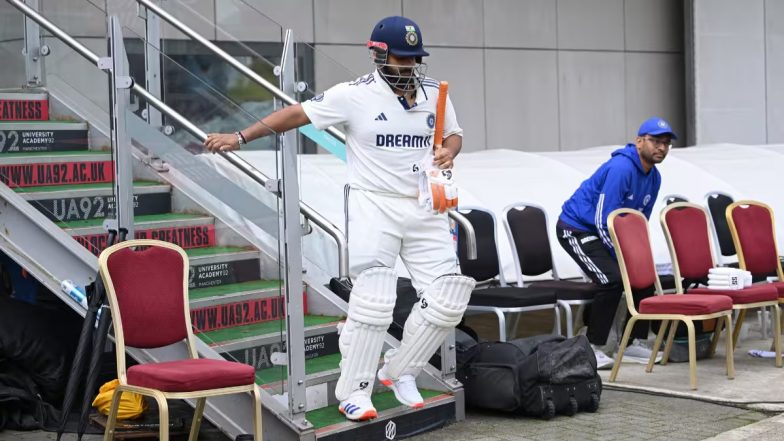 David Lloyd on Rishabh Pant: ऋषभ पंत को लेकर पूर्व इंग्लैंड क्रिकेटर डेविड लॉयड का दावा, 'वह अपनी चोट का फायदा उठा रहे हैं'