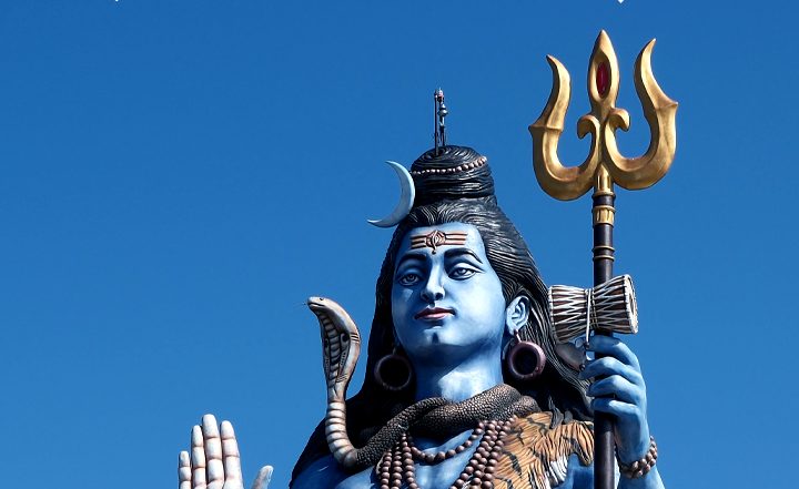 Sawan Shivratri 2025: सावन शिवरात्रि पर शिवालयों में भक्तों का समागम, 'हर-हर महादेव' के जयकारों से गूंजे मंदिर