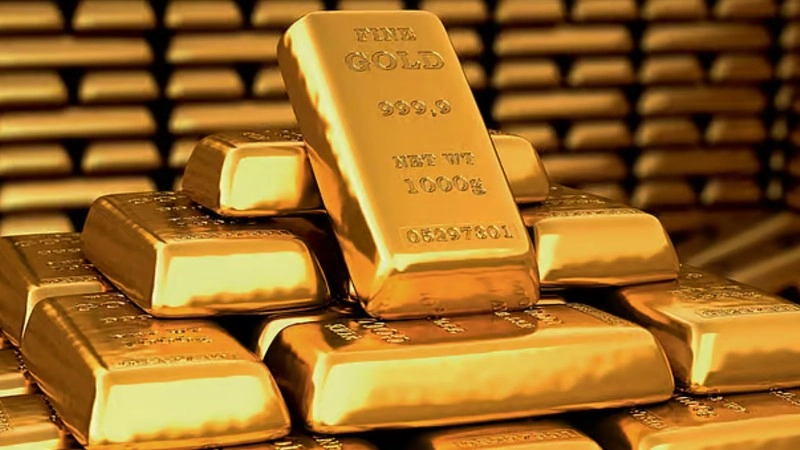 मुंबई एयरपोर्ट पर ड्रग्स-सोने की तस्करी को बड़ा झटका; 18 करोड़ का माल जब्त, तीन गिरफ्तार