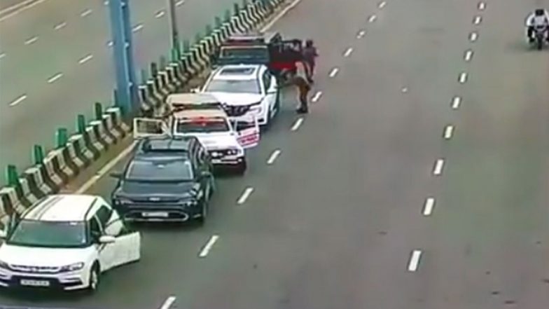 UP: सड़क हादसे में बाल-बाल बचीं योगी सरकार की शिक्षा मंत्री गुलाब देवी, कार बुरी तरह क्षतिग्रस्त; Video
