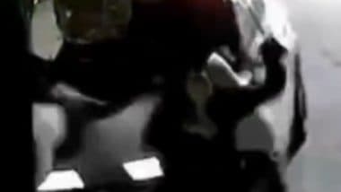 Video: कर्नाटक के हासन में तेज रफ्तार कार ने चार युवकों को रौंदा, सीसीटीवी में कैद हुआ खौफनाक मंजर