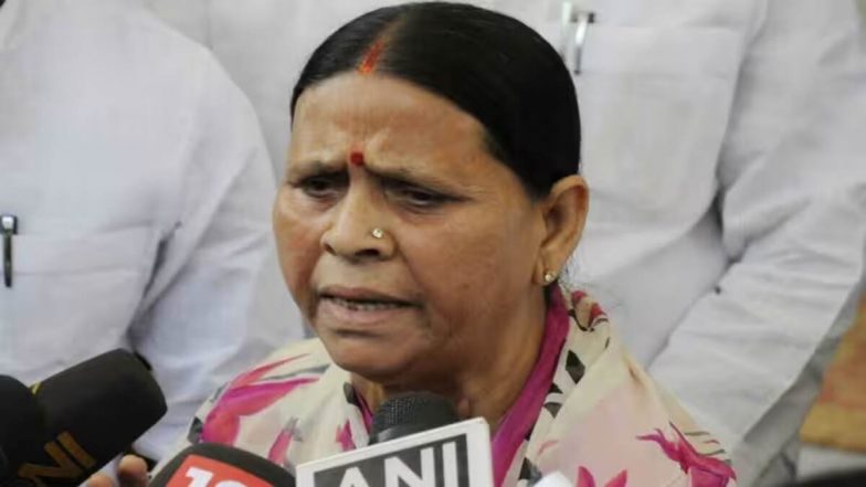 Muharram's Tazia Juloos: बिहार में राबड़ी आवास पहुंचा मोहर्रम का ताजिया जुलूस, लालू यादव ने देखे करतब