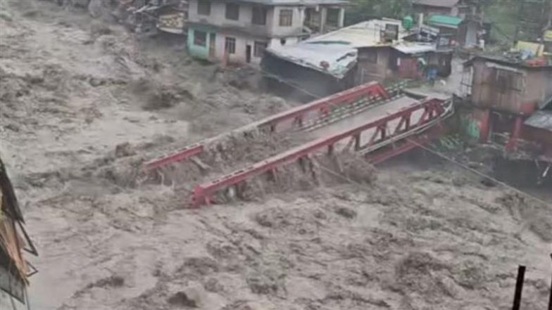 Uttarakhand Cloudburst: रुद्रप्रयाग में बादल फटने से भारी तबाही; एक महिला की मौत, राहत और बचाव कार्य जारी