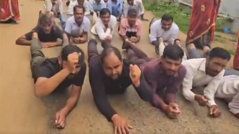 Sikar Protest: राजस्थान के सीकर में 'चिपको आंदोलन'! सरकार के खिलाफ गुस्सा निकाल रहे ग्रामीण, जानें इस अनोखे प्रोटेस्ट की वजह