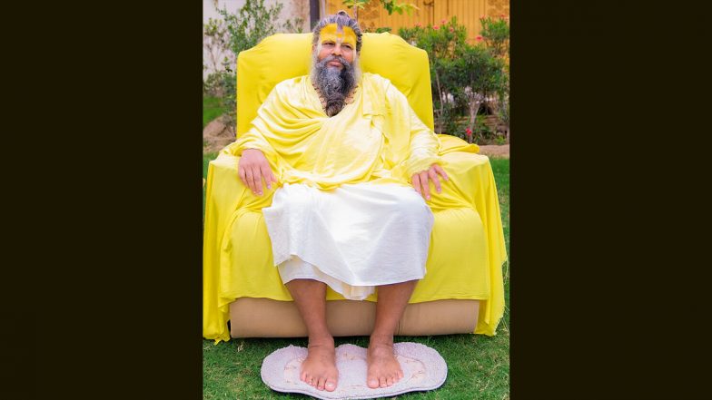 How to Meet Premanand Maharaj: प्रेमानंद महाराज से कैसे मिले? यहां जानें आश्रम का पता और बुकिंग से जुड़ी सभी जानकारी
