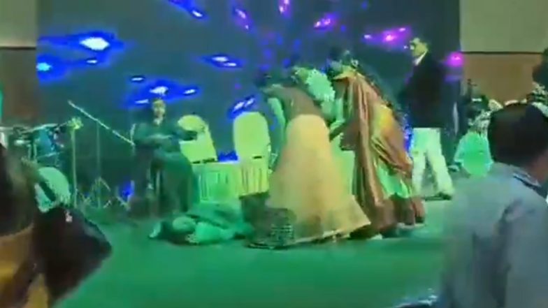 Sudden Death in Tamil Nadu: खुशियां मातम में बदली! शादी के रिसेप्शन में स्टेज पर डांस करते हुए महिला की मौत, मामल्लपुरम का VIDEO आया सामने