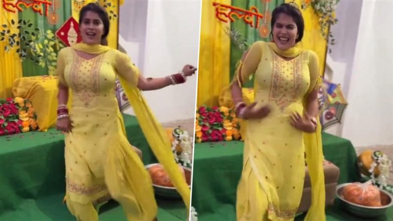 Haldi Dance By Bhabhi: हल्दी फंक्शन में भाभी ने 'नो एंट्री' गाने पर झूमकर किया डांस, कातिल अदाओं से लोगों को बनाया दीवाना