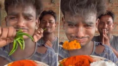 Reel बनानी है, चाहे जान भले ही चली जाए...हरी मिर्च को गाजर-मूली की तरह चबा गया शख्स, लाइक्स और फॉलोअर्स पाने के लिए वायरल किया VIDEO