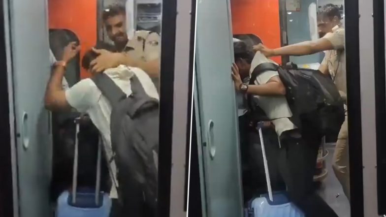 Viral Video: दिल्ली-जोधपुर एक्सप्रेस से बिना टिकट यात्रा कर रहे यात्री को RPF ने धक्का देकर उतारा, वीडियो वायरल