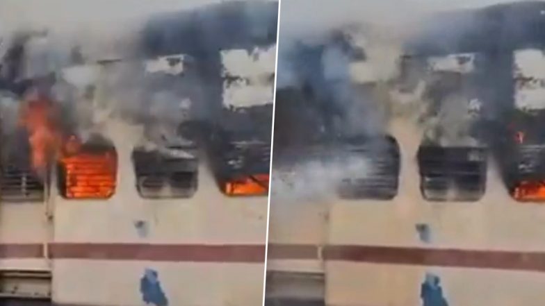 BREAKING: महाराष्ट्र के हिंगोली रेलवे स्टेशन पर खड़ी डमी कोच में लगी भीषण आग, मची अफरा-तफरी; पुलिस को साजिश की आशंका (Watch Video)