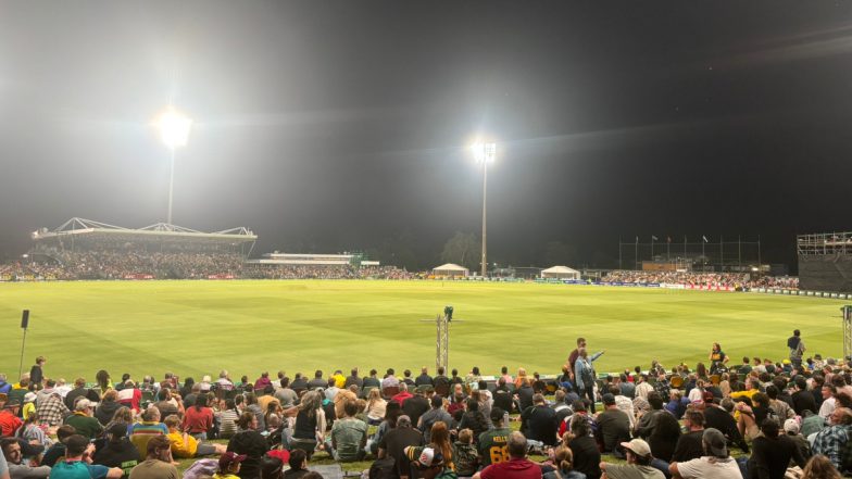 AUS vs SA 2025, Cairns Weather & Pitch Report: ऑस्ट्रेलिया बनाम दक्षिण अफ्रीका पहले वनडे का खेल बिगड़ेगी बारिश? यहां जानें केर्न्स के मौसम और कैज़ली स्टेडियम की पिच का मिजाज