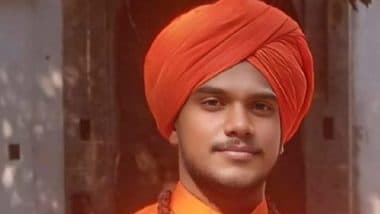 Mohammed Nisar to Nijalinga Swamy: मुस्लिम पहचान सामने आने पर लिंगायत संत को छोड़ना पड़ा पद, कर्नाटक मठ में पुरानी तस्वीरों पर मचा बवाल