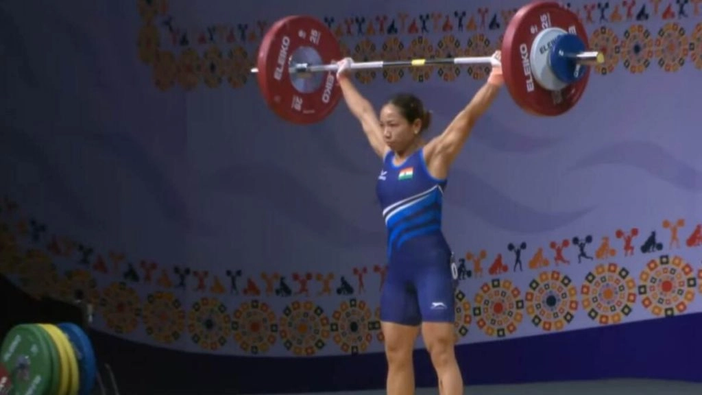 विश्व चैंपियनशिप में रजत पदक विजेता मीराबाई चानू से मिले केंद्रीय मंत्री किरेन रिजिजू, कहा- हर भारतीय को है गर्व