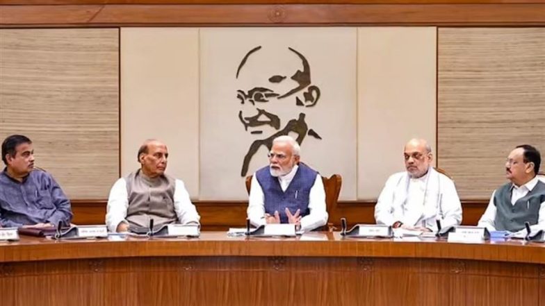 US टैरिफ संकट पर PM मोदी ने बुलाई हाई लेवल मीटिंग, 7 केंद्रीय मंत्री करेंगे चर्चा
