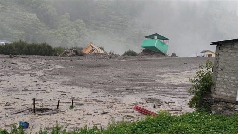 Uttarakhand: उत्तरकाशी में बादल फटने से भारी तबाही; 130 लोगों को सुरक्षित निकाला गया; भूस्खलन से बद्रीनाथ हाईवे बंद