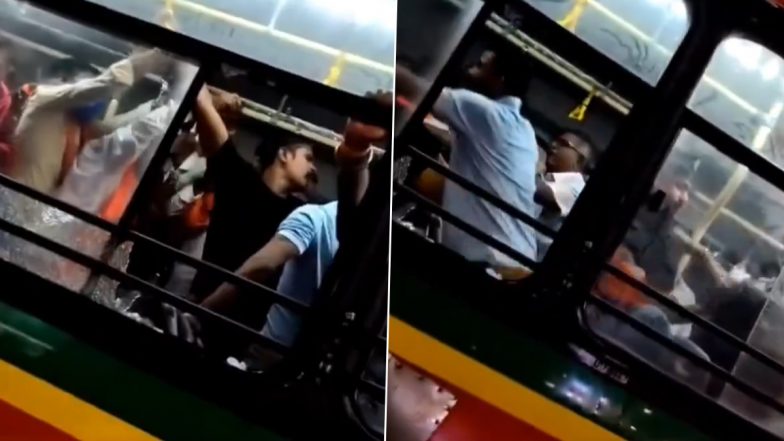 Mumbai Maratha Protesters: मराठा आंदोलनकारियों ने यात्रियों से की मारपीट, बस में तोड़फोड़ भी की, मुंबई के जुहू का VIDEO आया सामने